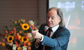 Thầy Michael Roach trực tiếp làm diễn giả trong chương trình