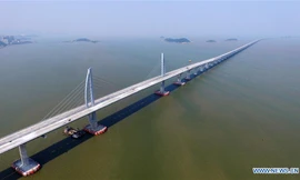 Toàn cảnh siêu cầu vượt biển dài nhất thế giới của Trung Quốc