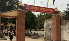 Trường tiểu học và THCS Mỹ Lộc, nơi xảy ra vụ việc. Ảnh: Vietnamnet