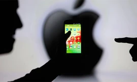 Apple nhiều lần công khai chỉ trích Facebook. Ảnh: Reuters