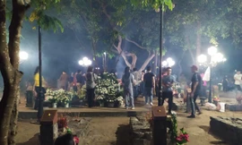 Cuối năm đổ xô đi Côn Đảo viếng Mộ cô Sáu linh thiêng 