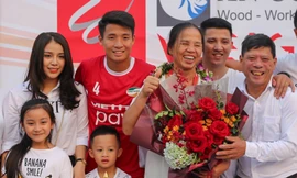 Bùi Tiến Dũng và chuyện công khai bạn gái sau 2 tháng dính tin đồn