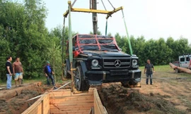 Mercedes G500 trở thành một chiếc boongke đặc biệt. Ảnh: Autoevolution.