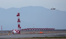 Mục kích phi đội tiêm kích F-35 đáp xuống Nhật Bản