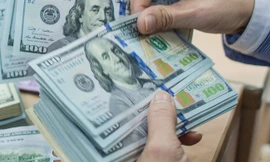 Ngân hàng đồng loạt tăng giá bán USD