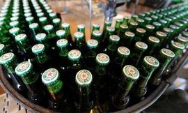 SABMiller muốn M&A với Heineken để tránh bị thâu tóm. Ảnh: AFP