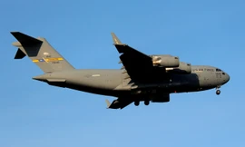 Bên trong vận tải cơ phục vụ Tổng thống Trump công du nước ngoài