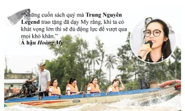 Câu nói ấn tượng của người đẹp Việt khi tặng sách tại Đồng bằng Sông Cửu Long