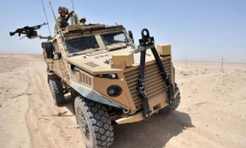 Khám phá 'quái thú' Foxhound của quân đội Anh