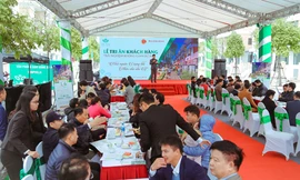 Nhiều phần quà giá trị đã được trao trong sự kiện Tri ân khách hàng dự án An Phú Shop-villa