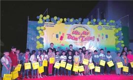 Nam A Bank cùng thiếu nhi đón mùa trung thu ấm áp và tràn ngập ước mơ