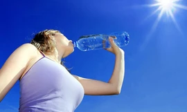 Những sai lầm khi lau mồ hôi