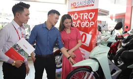 Khách hàng mua xe máy trả góp với HD SAISON sẽ được hoàn tiền khi tham gia chương trình “Mua liền, hoàn tiền 24 triệu”.