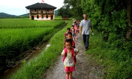 Giáo viên duy nhất suốt 38 năm ở ngôi trường làng