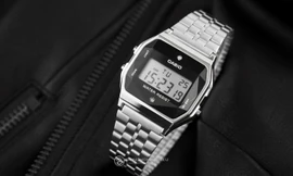 Vì giá thành rẻ nên đồng hồ đính kim cương của Casio khá phù hợp với học sinh, sinh viên và dân văn phòng