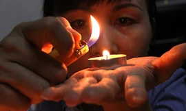 Coi chừng mắc bệnh ung thư vì đốt nến thơm