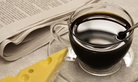 Cà phê và pho mát không tốt cho chuyện yêu