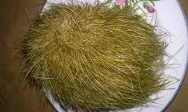 "Cát lợn" mà gia đình anh Hoàn tìm thấy khi mổ heo. Ảnh: CTV.