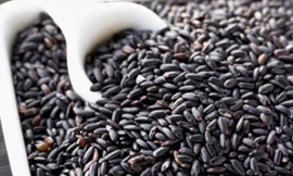 Mè đen có nhiều công dụng làm đẹp bất ngờ (Ảnh minh họa)