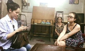 Nhật Kim Anh đến làm việc trực tiếp với người đưa ra những thông tin bịa đặt về mình. Ảnh: NKA.