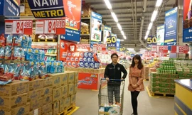 Niềm tin người tiêu dùng hiện tại đang cao hơn niềm tin dài hạn. Ảnh: Như Ý