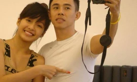 Thầy B. được cho là người yêu của Khả Ngân năm 14 tuổi. 