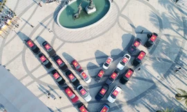 Gần 100 xe VinFast khởi động hành trình 1.000km chinh phục địa đầu Tổ quốc