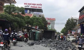 Nhiều người chuyển tiền ủng hộ tài xế xe tải có cú đánh lái "thần sầu" cứu mạng 2 nữ sinh (ảnh CTV)