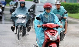 Hà Nội nắng nóng thứ 7, Sài Gòn mưa cuối tuần