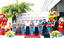 Nghi thức cắt băng khai trương Vietbank Trần Não