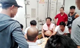 Một nhóm tài xế bị các đối tượng ở chợ Pò Chài - Trung Quốc dụ dỗ đánh bạc, sau đó cho vay nặng lãi