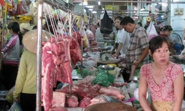 Giá thịt lợn tại Hà Nội tăng 10.000 đồng mỗi kg trong những ngày gần đây. Ảnh: BH