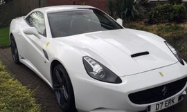 Mercedes SL500 trắng tinh nhái Ferrari California