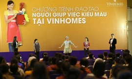 Trong khóa đào tạo “Người giúp việc kiểu mẫu” của Vinhomes, tôi được học về Văn hóa ứng xử và các kỹ năng Đảm việc nhà.