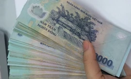 Phòng Giáo dục huyện Quỳ Hợp giải thích, ngành tài chính đã xuất tiền, nhưng ngành nội vụ chưa có số liệu chỉ tiêu biên chế năm 2018, nên kho bạc chưa cho rút tiền. Ảnh minh họa.