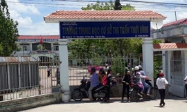 Trường THCS TT Thới Bình (Cà Mau) nơi thầy S. công tác