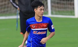 Tuyển Việt Nam hội quân, Văn Toàn kế thừa áo số 9 của Công Vinh