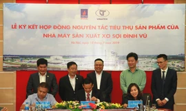 PVTEX ký kết hợp đồng nguyên tắc tiêu thụ sản phẩm xơ sợi tổng hợp