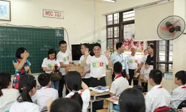 Herbalife Việt Nam tổ chức vui tết trung thu cho trẻ em có hoàn cảnh khó khăn