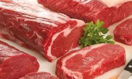 Nên chọn thịt có màng ngoài khô, thớ thịt đều, khối thịt chắc.