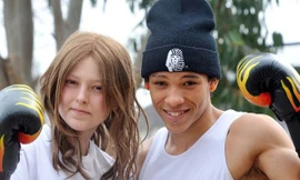 Lời nhắn gửi của cô bé mắc bệnh ung thư khiến mọi người bật khóc