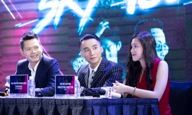 Đại diện VinID cùng Sơn Tùng MTP công bố thông tin bán vé độc quyền “Sky Tour” trên app VinID tại buổi họp báo sáng nay