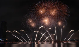 Màn trình diễn của đội tuyển Úc tại Cuộc thi trình diễn pháo hoa quốc tế Đà Nẵng 2015. Ảnh: Thanh Trần. 