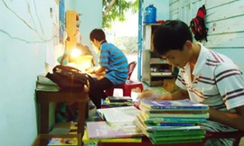 Bạn thân cùng phòng vốn là đứa tri kỉ của chúng ta cho đến khi nó... có bồ. (Ảnh minh họa).