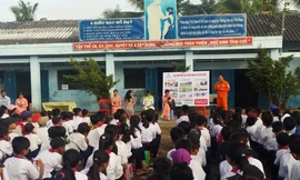 Tổng cty điện lực miền Nam: Đẩy mạnh tuyên truyền an toàn điện vùng nuôi tôm