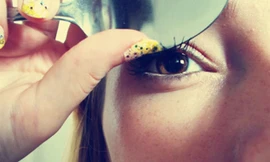 Những mẹo đơn giản để có đôi lông mi dài và cong