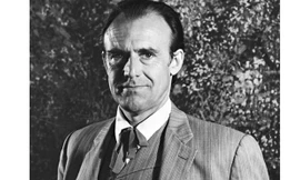 Richard Bull
