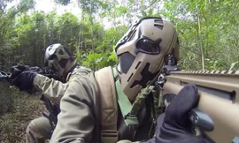 Lộ “mặt nạ siêu nhân” chống đạn cực ngầu của quân đội Nhật