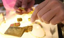 Thua cá độ, nam sinh viên mang vàng giả đi cầm