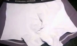 Đồ lót giúp bảo vệ “cậu nhỏ” khỏi sóng điện từ